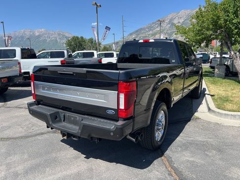 Used 2022 Ford F350 Platinum AWD/4WD image 9