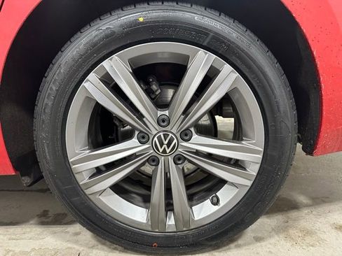 Certified 2022 Volkswagen Jetta SE image 23