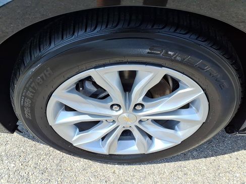 Certified 2024 Chevrolet Malibu LT FWD image 10