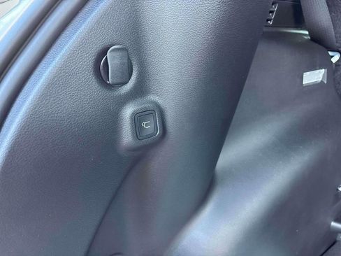 New 2026 Jeep Compass Limited w/ Sun, Sound & Navigation Group image 5