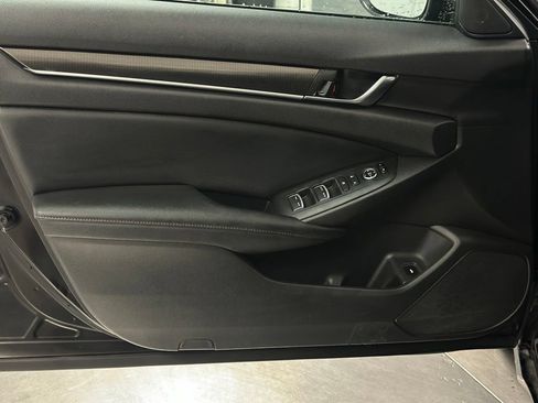 Used 2020 Honda Accord Sport image 13