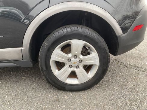 Used 2013 Chevrolet Captiva Sport LS image 29