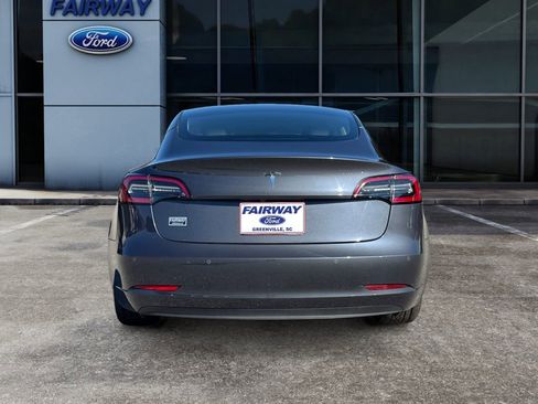 Used 2022 Tesla Model 3 image 5