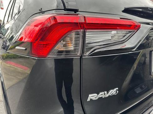 Certified 2025 Toyota RAV4 SE AWD/4WD image 10