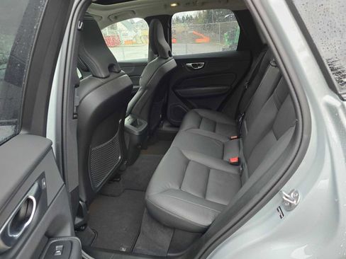 Certified 2025 Volvo XC60 B5 Plus AWD/4WD image 17