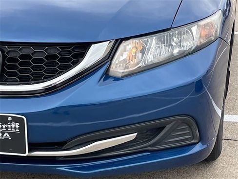 Used 2015 Honda Civic EX image 9