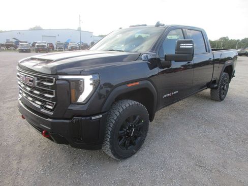 New 2026 GMC Sierra 2500 AT4 AWD/4WD image 11