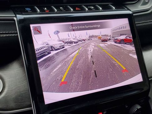 Used 2025 Jeep Grand Cherokee Limited 4xe image 22