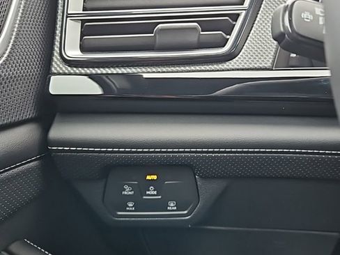 New 2026 Volkswagen Atlas Cross Sport SEL Premium R-Line AWD/4WD image 37