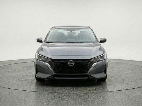 Used 2025 Nissan Sentra SV image 2