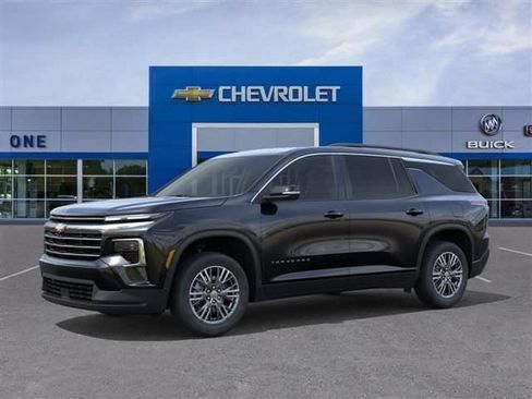 New 2026 Chevrolet Traverse LT w/ Driver Confidence Package AWD/4WD image 2