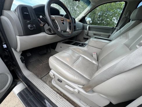 Used 2011 GMC Sierra 1500 SLE w/ Texas Edition RWD image 8