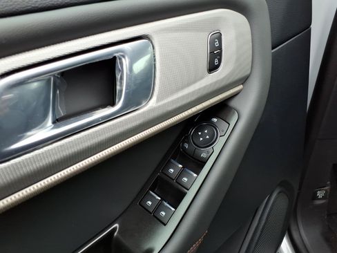 New 2026 Ford Explorer Active AWD/4WD image 15