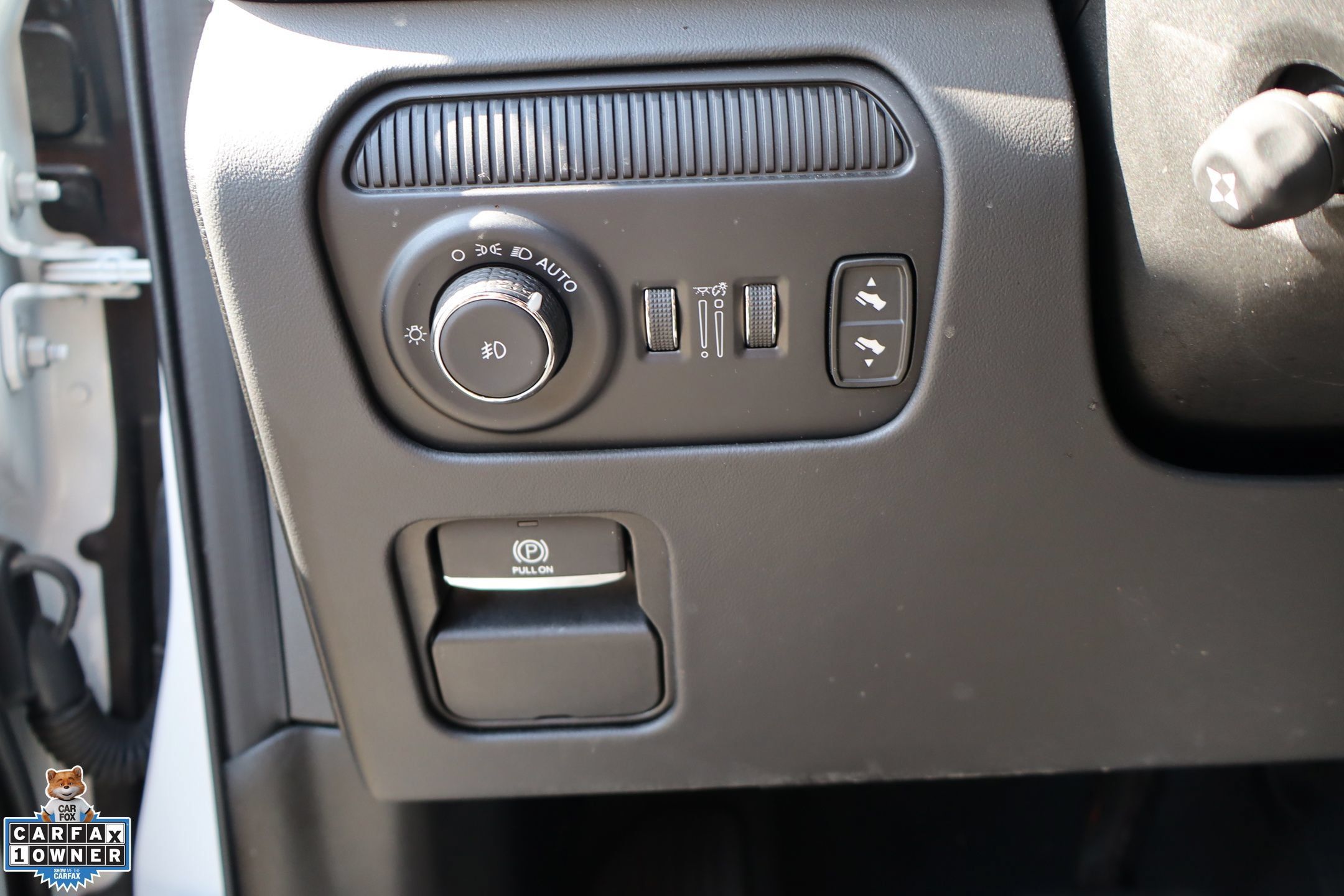 Used 2024 Jeep Grand Wagoneer L Series III w/ Quick Order Packagew 28T AWD/4WD image 14