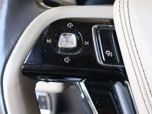 Used 2020 Lincoln Aviator Reserve w/ Equipment Group 202A AWD/4WD image 27