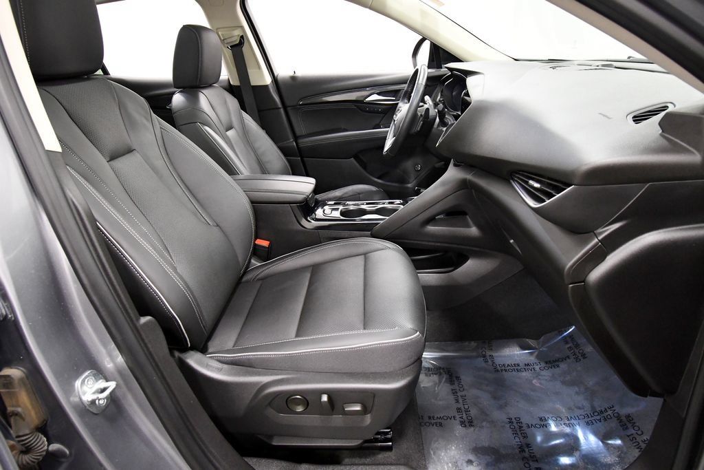 Used 2021 Buick Envision Essence w/ Technology Package I AWD/4WD image 19