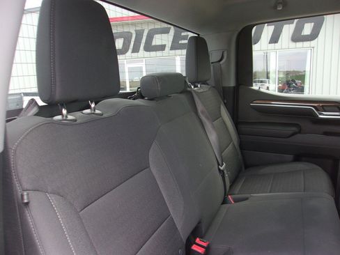 Used 2022 Chevrolet Silverado 1500 LT image 20