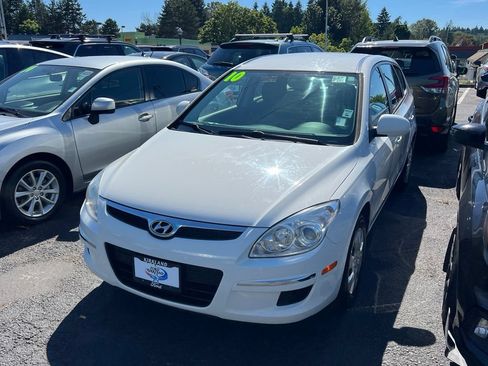 Used 2010 Hyundai Elantra GLS FWD image 4