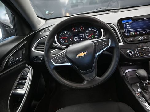 Used 2024 Chevrolet Malibu LT FWD image 29