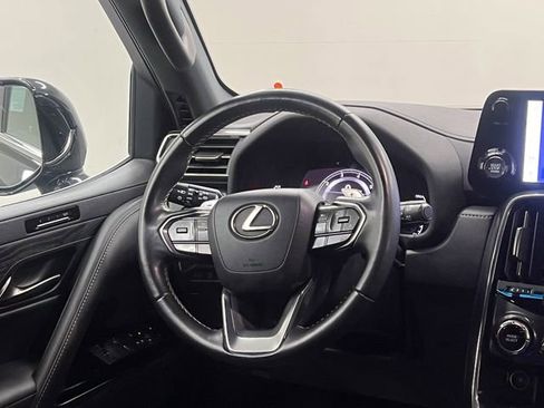 Used 2023 Lexus LX 600 4WD image 14