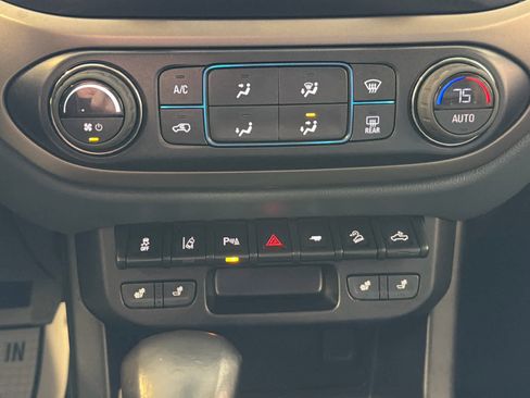 Used 2022 Chevrolet Colorado Z71 w/ Safety Package image 41