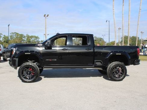 Used 2024 GMC Sierra 2500 AT4 w/ AT4 Premium Plus Package image 6