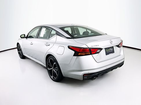 Used 2024 Nissan Altima 2.5 SR FWD image 5