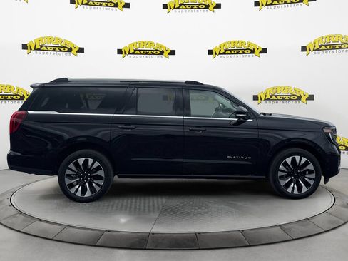 Certified 2025 Ford Expedition Max Platinum w/ Driver's Package AWD/4WD image 8