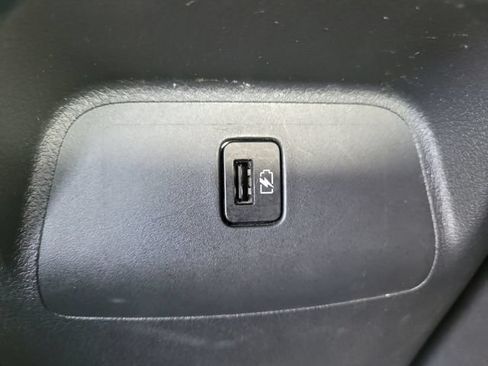 Used 2024 Nissan Sentra SV FWD image 13