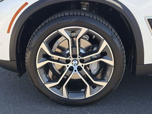 Certified 2021 BMW X5 sDrive40i w/ Premium Package 2 image 9