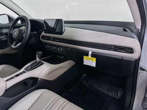 New 2026 Honda HR-V EX-L image 28