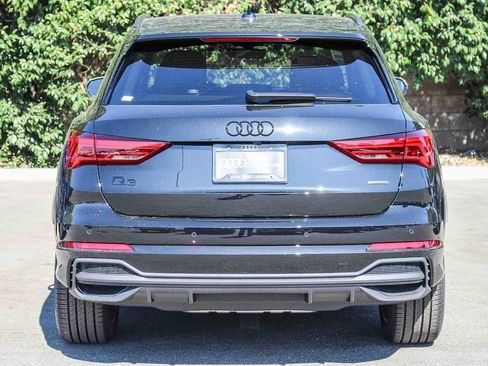 Used 2025 Audi Q3 2.0T Premium w/ Convenience Package AWD/4WD image 7