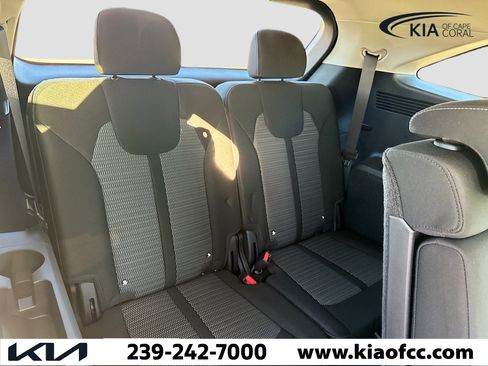New 2026 Kia Sorento LX image 21