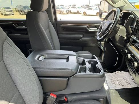 Used 2024 Chevrolet Silverado 2500 LT w/ Convenience Package AWD/4WD image 20