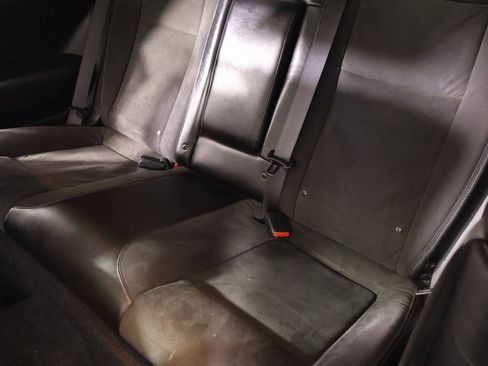 Used 2022 Dodge Challenger R/T w/ Plus Package image 13