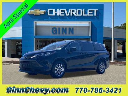 Used 2024 Toyota Sienna LE