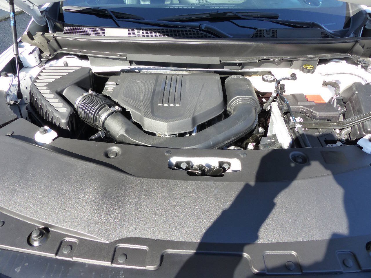 Used 2025 Buick Enclave Sport Touring AWD/4WD image 30