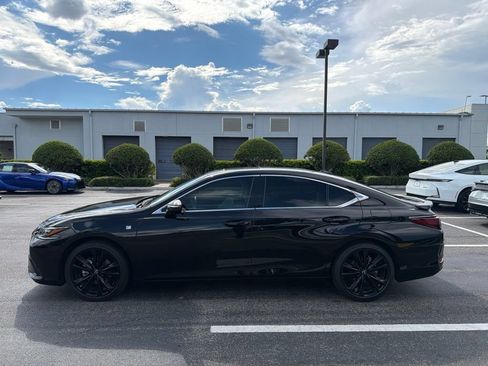 Used 2024 Lexus ES 300h F Sport w/ Accessory Package (Z2) FWD image 4