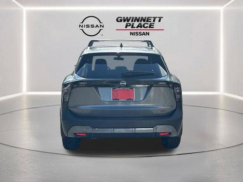 New 2026 Nissan Kicks SR FWD image 6
