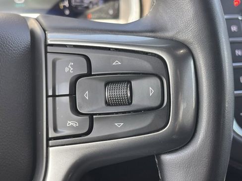 Used 2023 Chevrolet Suburban LT image 14