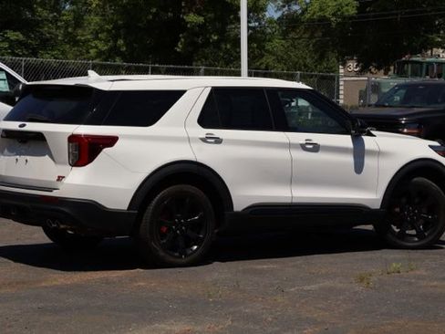 Certified 2022 Ford Explorer ST w/ Equipment Group 401A AWD/4WD image 3