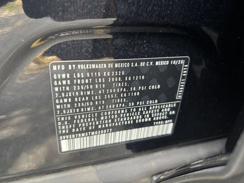 Used 2026 Volkswagen Tiguan SE AWD/4WD image 30