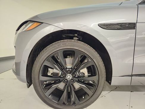New 2026 Jaguar F-PACE R-Dynamic S AWD/4WD image 11