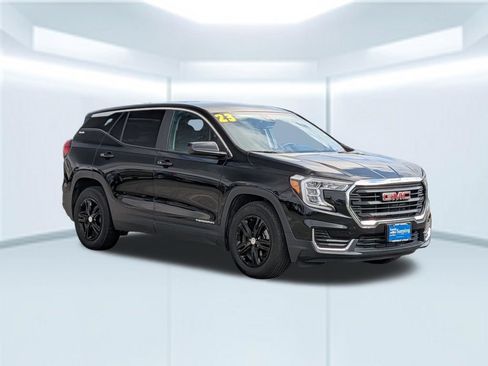 Used 2023 GMC Terrain SLE FWD image 9
