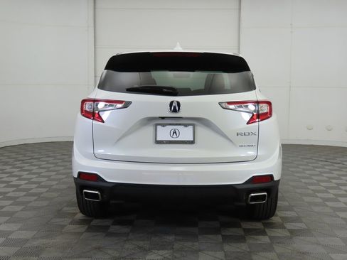 Used 2026 Acura RDX SH-AWD image 6