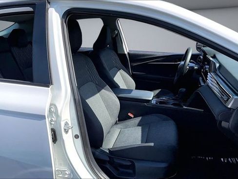 Used 2025 Toyota Camry LE FWD image 28