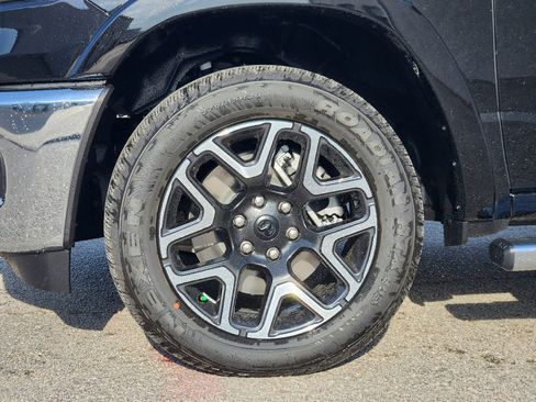 New 2026 RAM 1500 Laramie image 8