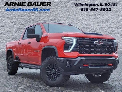 Used 2024 Chevrolet Silverado 2500 ZR2 w/ Technology Package image 1