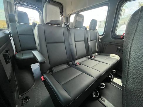 Used 2025 Mercedes-Benz Sprinter 2500 image 17
