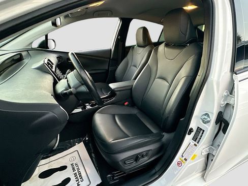 Used 2022 Toyota Prius Nightshade image 20